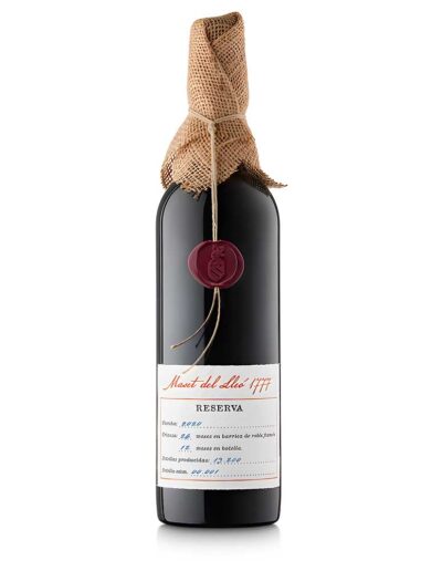 Botella de vino tinto reserva Penedès Maset del Lleó 1777.